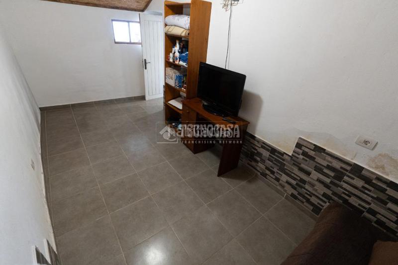 Foto 140f01b6-59c7-4287-8e5d-55defb533f61. Casa pareada casa en venta en Tamaide - El Roque San Miguel de Abona