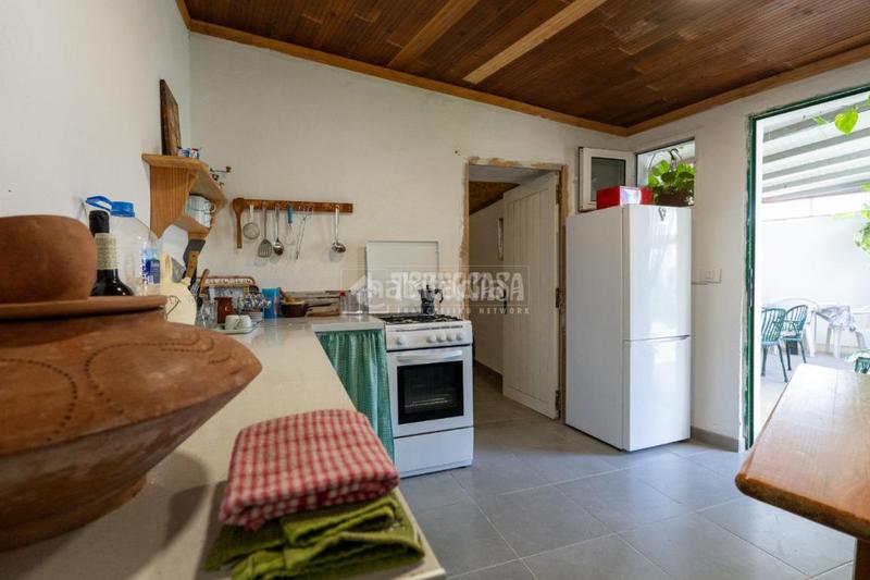 Foto 3d8c9001-0eb3-4a33-86d1-9a86023ccb2c. Casa pareada casa en venta en Tamaide - El Roque San Miguel de Abona