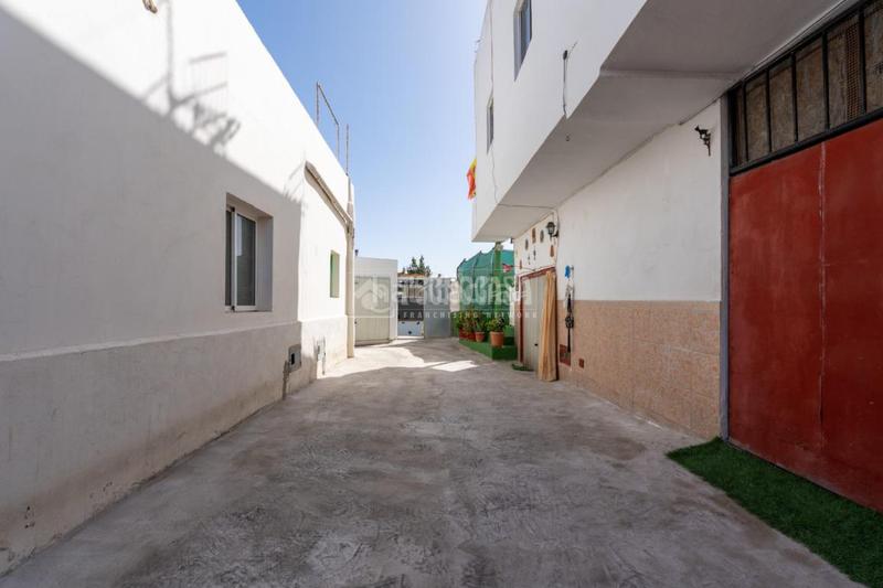 Foto 3d8cb0a8-be84-409e-ab11-e7c8e9fe1723. Casa pareada casa en venta en Tamaide - El Roque San Miguel de Abona