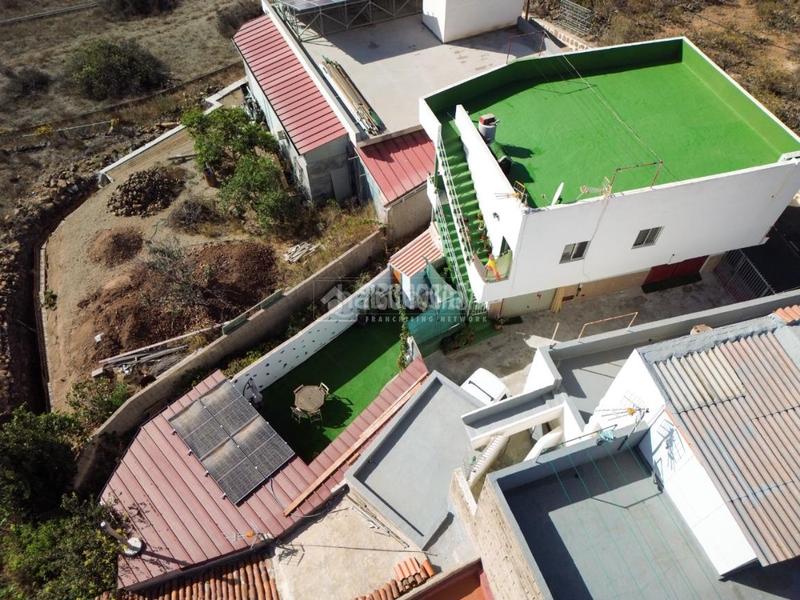 Foto a9867f4f-5e21-49ab-a46b-0df2ba263572. Casa pareada casa en venta en Tamaide - El Roque San Miguel de Abona