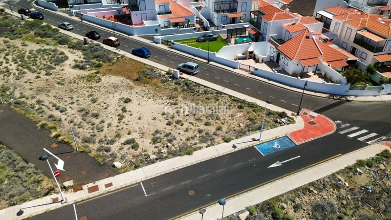 Foto 858fed1b-8cfe-4474-a214-9b38d8c890ab. Terreny residencial a Arico