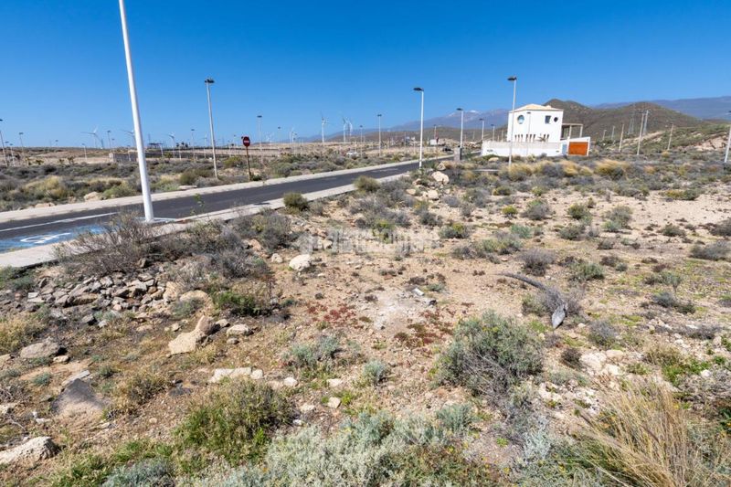 Foto d89eefff-d91b-4c8e-b5b5-658492631720. Terreny residencial a Arico