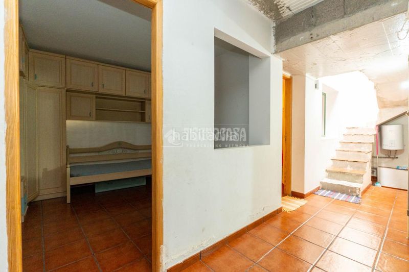 Foto e0e3bbae-1446-43d8-ad6e-06fa70d4efa4. Casa aparellada amb calefacció a Arico