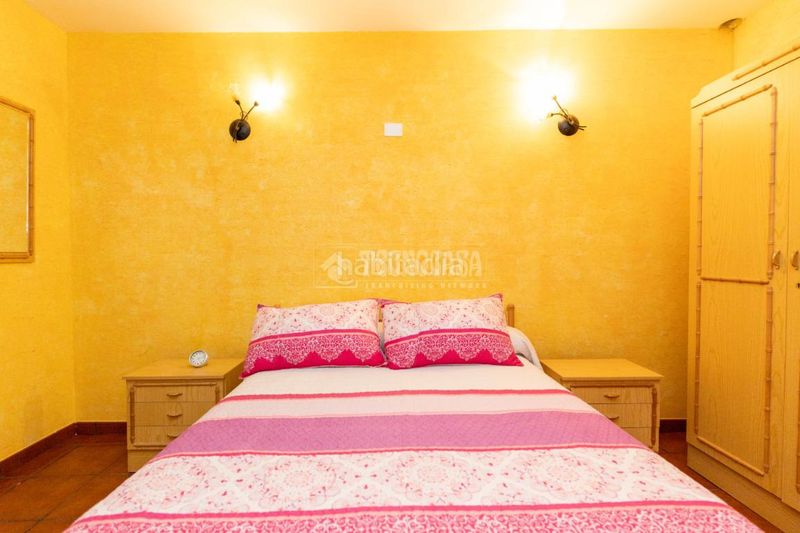 Foto e9858dc6-bbcb-44c2-ac7b-07724d034fb8. Casa aparellada amb calefacció a Arico
