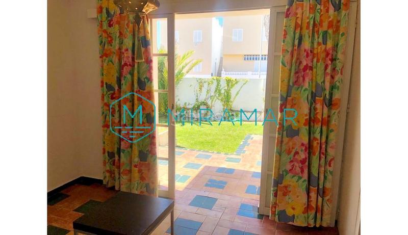 Foto 63850280-1e0b-4158-b724-9ac121cbd833. Chalet avec parking dans Urbasur Islantilla