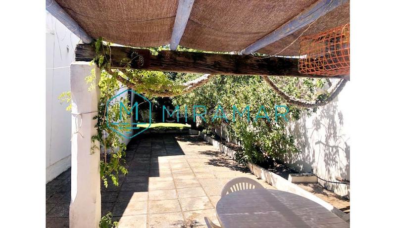 Foto 94310eb9-9b0a-4320-8d2f-34b73f53539e. Chalet avec parking dans Urbasur Islantilla