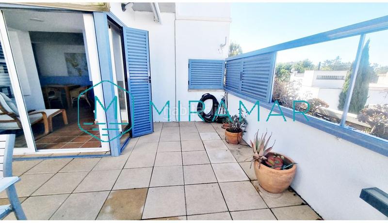 Foto 89279b8e-49fe-450a-ad31-643d9cd676c6. Dachwohnung mit parking pool in Islantilla golf Islantilla