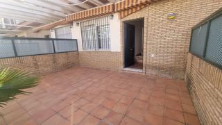 Maison jumelée à La Antilla. Adosado en venta en la antilla, 3 dormitorios.