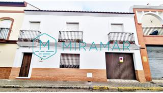 Casa a Lepe. Casa en venta en lepe, 5 dormitorios.