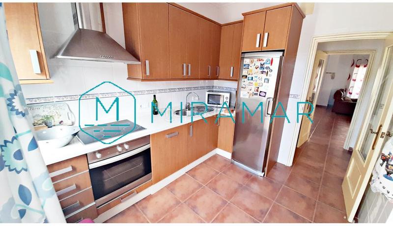 Foto 496a938e-1a52-44cd-8182-84dcde794b6a. Chalet  en venta en islacristina Urbasur, 4 dormitorios. en Islantilla