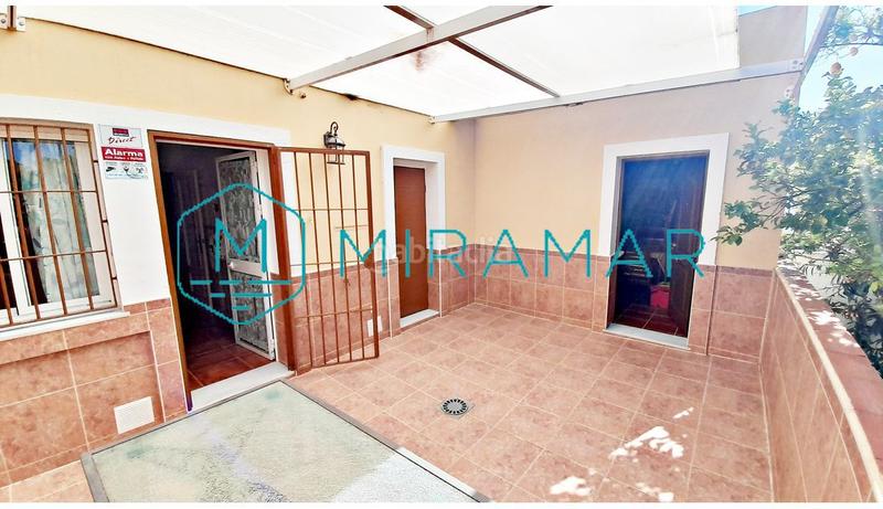 Foto f83f03b7-c401-4462-96c0-f5e77f184ab2. Chalet  en venta en islacristina Urbasur, 4 dormitorios. en Islantilla