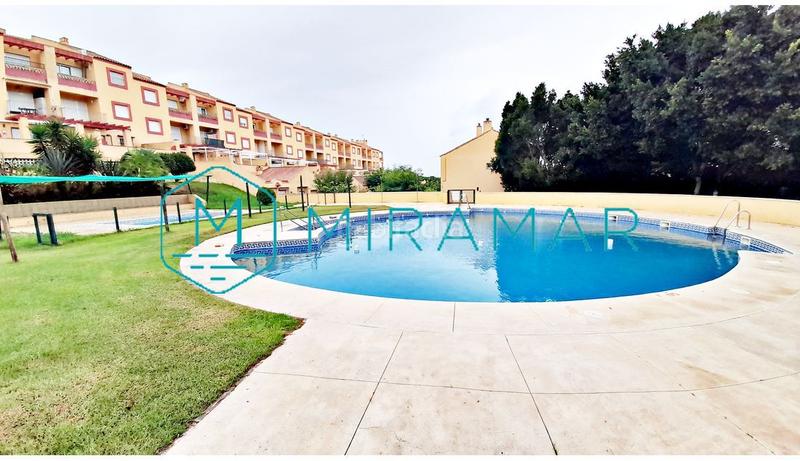 Foto 5dc920e9-d68a-4b3e-b4f9-bd85afe87d29. Casa a schiera in Islantilla golf Islantilla