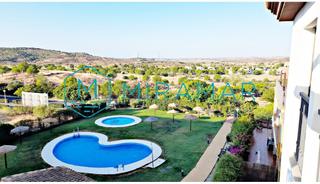 Piccolo appartamento en Costa Esuri. Apartamento en venta en costa esuri, 2 dormitorios.
