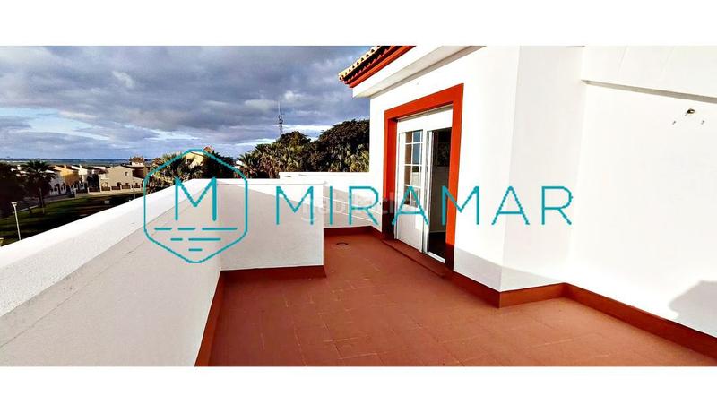 Foto 37f1ed95-213c-48e7-81d6-fe650aeeac9c. Apartamento  en venta , 3 dormitorios. en Ayamonte