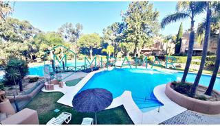 Maison jumelée à Islantilla Golf. Adosado en venta en islantilla  campo de golf, 3 dormitorios.
