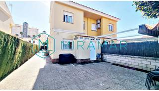 Chalet à La Antilla. Chalet en venta en la antilla, 4 dormitorios.