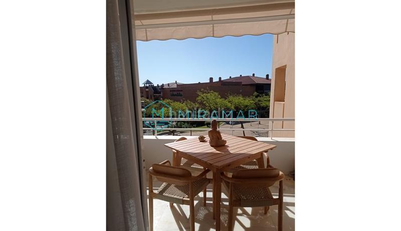 Foto d53d0fea-9f11-4748-a42f-c9c8198ce356. Apartament amb aparcament a Islantilla costa Islantilla