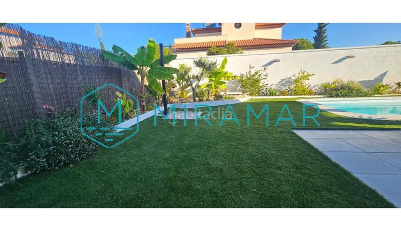 Foto 0dcf945c-8a90-4e51-94aa-75a6a0f3f026. Chalet avec parking dans Costa Esuri Ayamonte