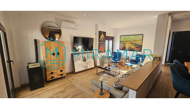 Foto 58d1dcc1-2ab0-4d33-864b-f1abd837d261. Chalet avec parking dans Costa Esuri Ayamonte