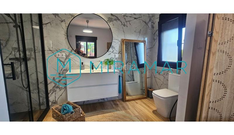 Foto 63d38e05-2932-4cde-8b2b-088bc70950e1. Chalet avec parking dans Costa Esuri Ayamonte