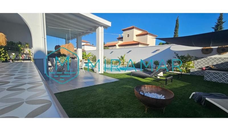 Foto 8c4197a6-afab-49ca-9338-1258d793ef0b. Chalet avec parking dans Costa Esuri Ayamonte