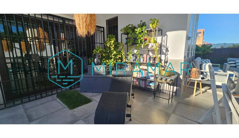 Foto c48b8fec-2d89-486f-893a-328585918db6. Chalet avec parking dans Costa Esuri Ayamonte