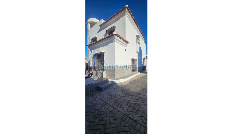 Foto cd5b9930-1b41-4f18-92f4-bc5ea1f596e5. Chalet avec parking dans Costa Esuri Ayamonte