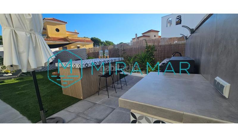 Foto de17e3b3-b891-41ff-9424-21194ed634ae. Chalet avec parking dans Costa Esuri Ayamonte