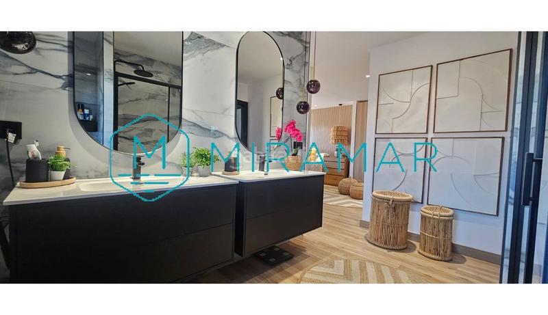 Foto e35069d4-4fb2-4401-bd77-d68126235f4a. Chalet avec parking dans Costa Esuri Ayamonte