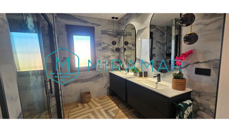 Foto f07f25d5-11e1-4dce-a96b-90ebb647d691. Chalet avec parking dans Costa Esuri Ayamonte