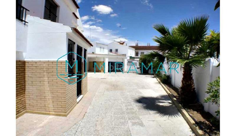 Foto 145184ca-267c-45d7-a364-1736f776d23d. Xalet amb aparcament a La Antilla