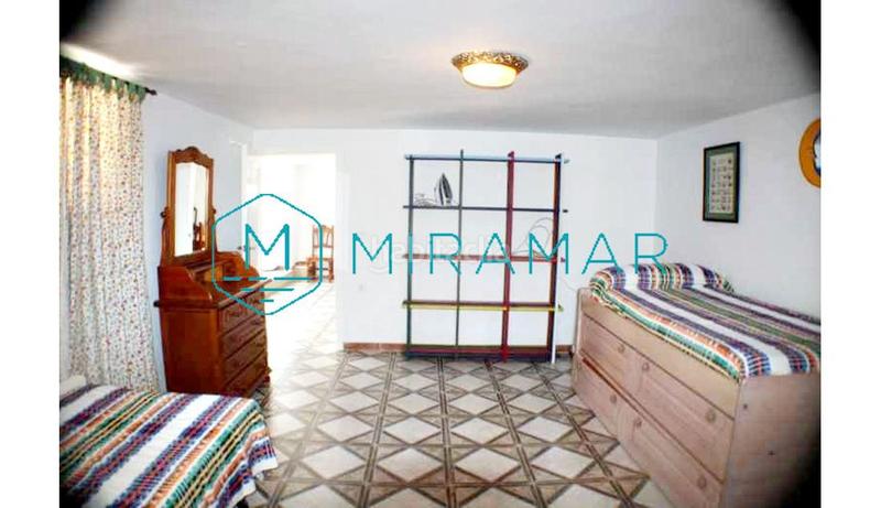 Foto 2d8f37a7-6e0e-445a-93e9-565c232e0983. Xalet amb aparcament a La Antilla