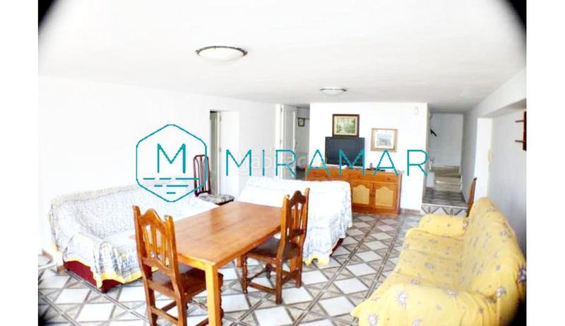 Foto f4c9dcb0-cd9d-44ce-a570-b31037da59f4. Xalet amb aparcament a La Antilla