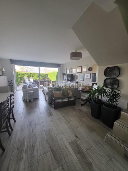 Foto e228a5e1-d3ec-45d0-b951-69bb1fb8e0ec. Semi detached house with parking in Costa Esuri Ayamonte