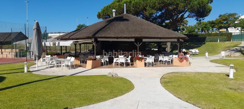 Foto eb7a6459-db41-4805-ae18-d045e5b5aa20. Etagenwohnung mit parking in Islantilla costa Islantilla