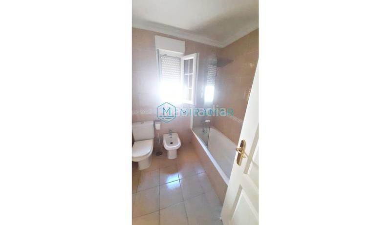 Foto 5b8415bc-8200-4472-9310-0307aebe17aa. Chalet pareado en venta , 4 dormitorios. en Ayamonte ciudad Ayamonte