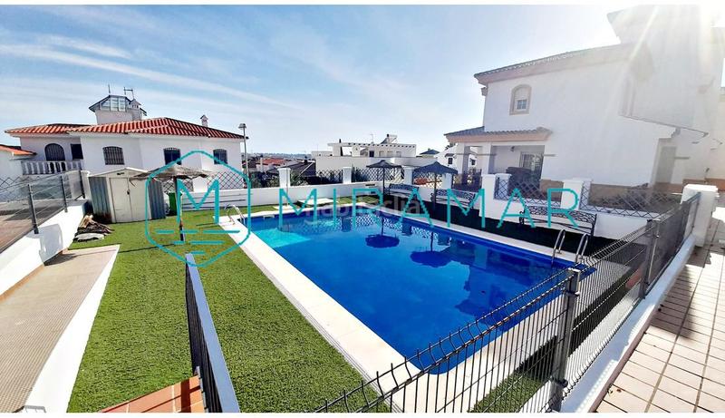 Foto cca113a8-0073-4816-b53e-b46f48822de8. Chalet pareado en venta , 4 dormitorios. en Ayamonte ciudad Ayamonte