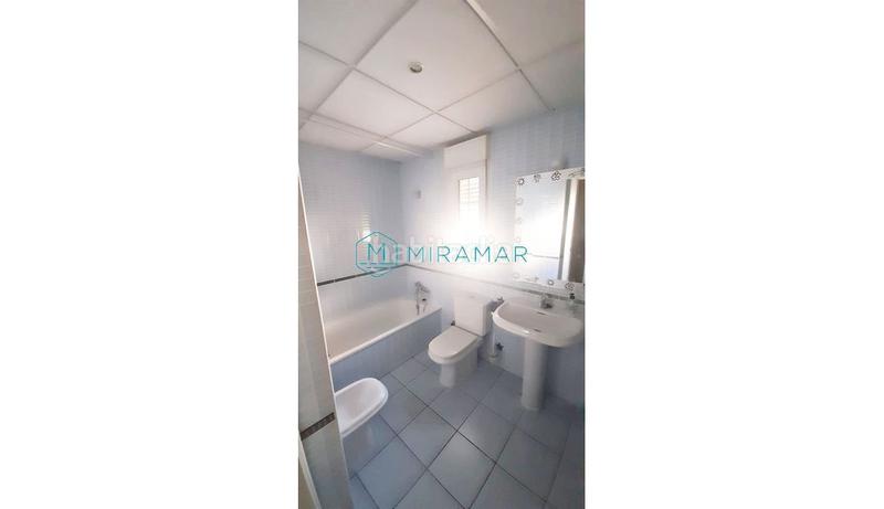 Foto ff283e77-16c3-4dbc-b1bf-cb30f243f742. Chalet pareado en venta , 4 dormitorios. en Ayamonte ciudad Ayamonte