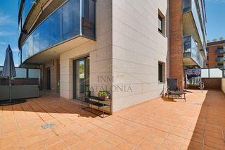 Piso en El Sucre-El Nadal. Piso familiar con terraza en vic  108 m2, luminoso y listo para