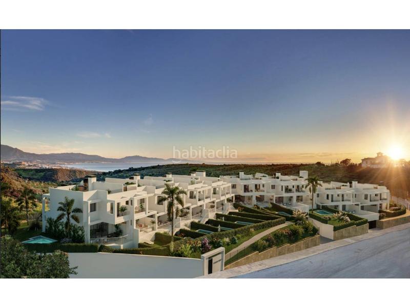 Foto ebce0333-5907-464f-958a-b9d952043853. Casa adossada amb aparcament piscina a Manilva pueblo Manilva