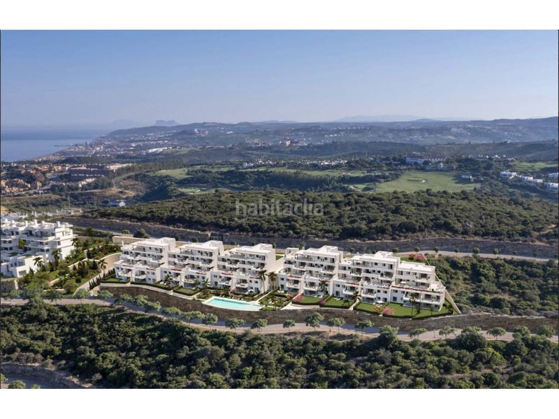 Foto 526f78bb-f14c-4b73-ab93-5a6749467f1a. Pis amb aparcament piscina a Casares pueblo Casares