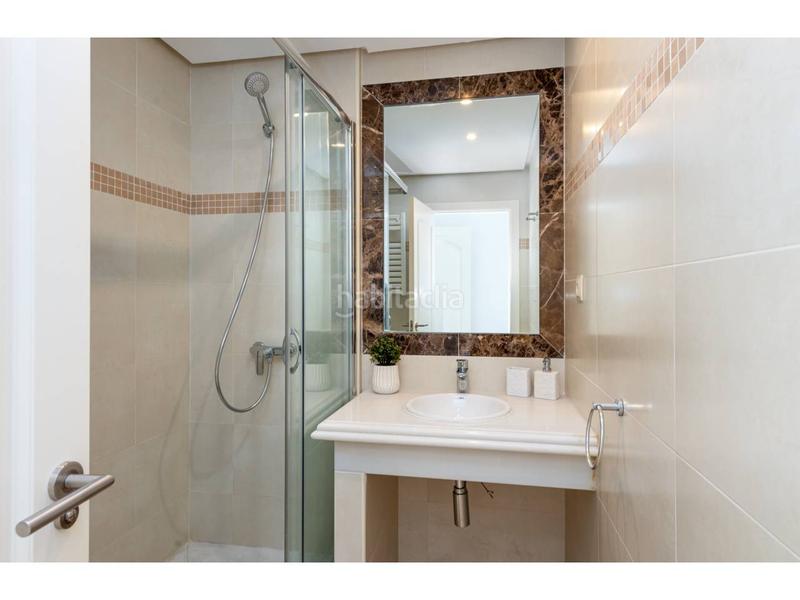 Foto 50e249f9-a252-4873-84e3-2793df240213. Casa aparellada amb piscina a Valle Romano Golf Estepona