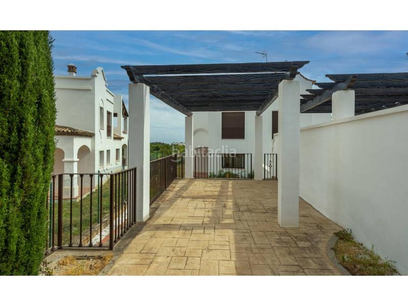 Foto 79549559-69eb-4d75-884d-bed3a88c16ae. Casa aparellada amb piscina a Valle Romano Golf Estepona
