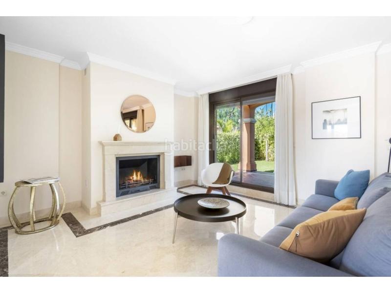 Foto 84a128ee-ef38-461d-a901-69d9b3717db3. Casa aparellada amb piscina a Valle Romano Golf Estepona