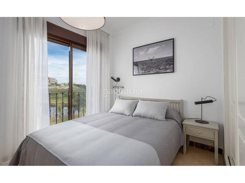 Foto ce09ea69-9aaa-4f39-8c75-012f0ab23c24. Casa aparellada amb piscina a Valle Romano Golf Estepona