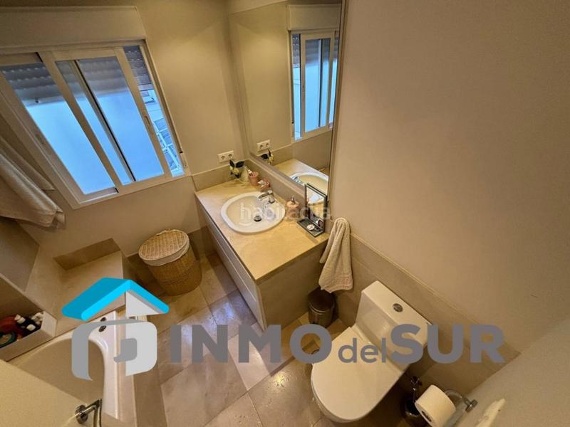 Foto d07d042c-3567-4a4c-a2f7-1343d0f8aed8. Casa  moderna en calle priego en Cabra