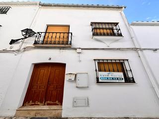 Casa adossada a Llana 3. Fantástica casa en venta en zuheros!