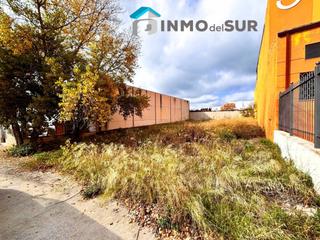 Terreny residencial  Manton de manila. Solar en venta en cabra