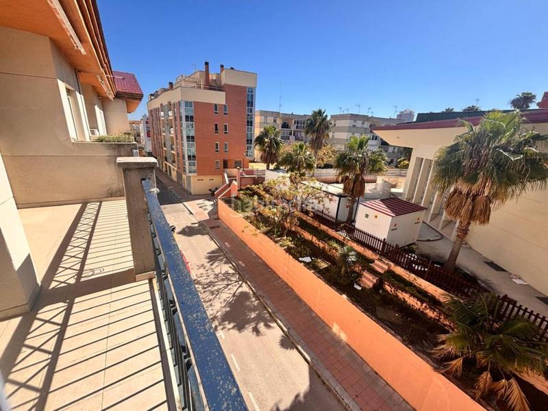 Foto 157983c4-2937-434f-8d0e-30cbcb4ff25d. Dúplex precioso áticodúplex en puerto de Estepona Estepona