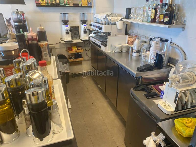 Foto b1b63fdc-4d7a-41fc-940d-5a83aebd0286. Traspaso local comercial traspaso de negocio en Centro Estepona